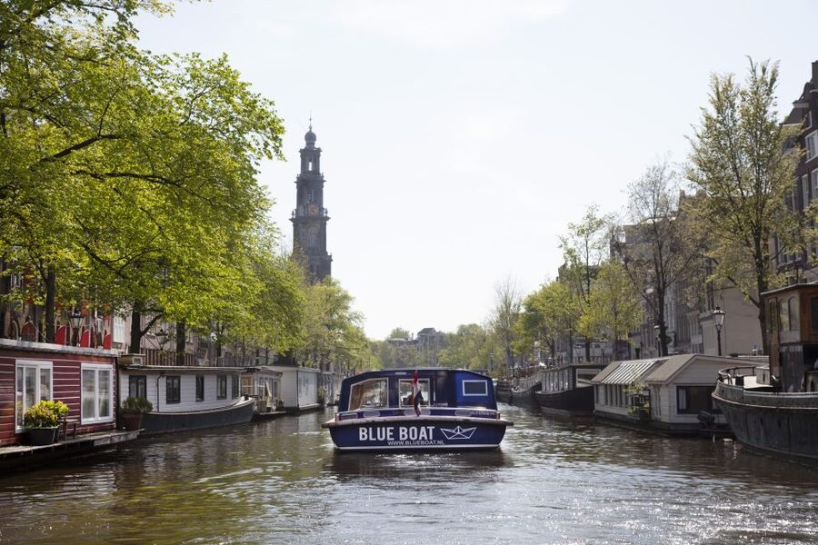 Amsterdam: Van Gogh Museum Ticket and City Canal Cruise - Photo Moments and City Views: Bridges, Merchant Houses, and Modern Amsterdam