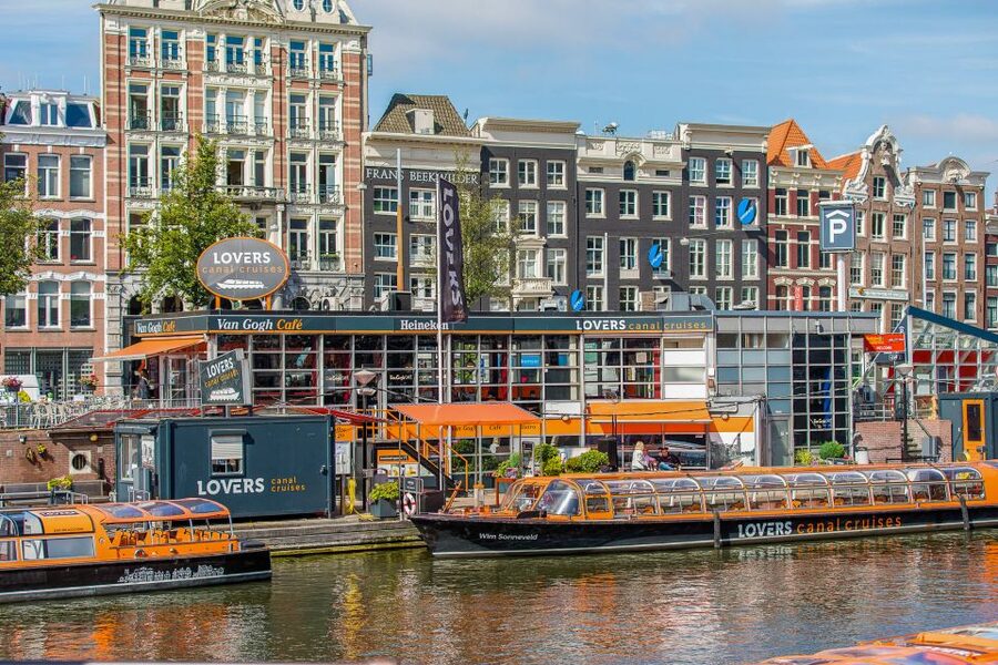 Amsterdam: Van Gogh Museum Ticket & Canal Cruise - Inside the Van Gogh Museum: What You’ll See and How It Feels
