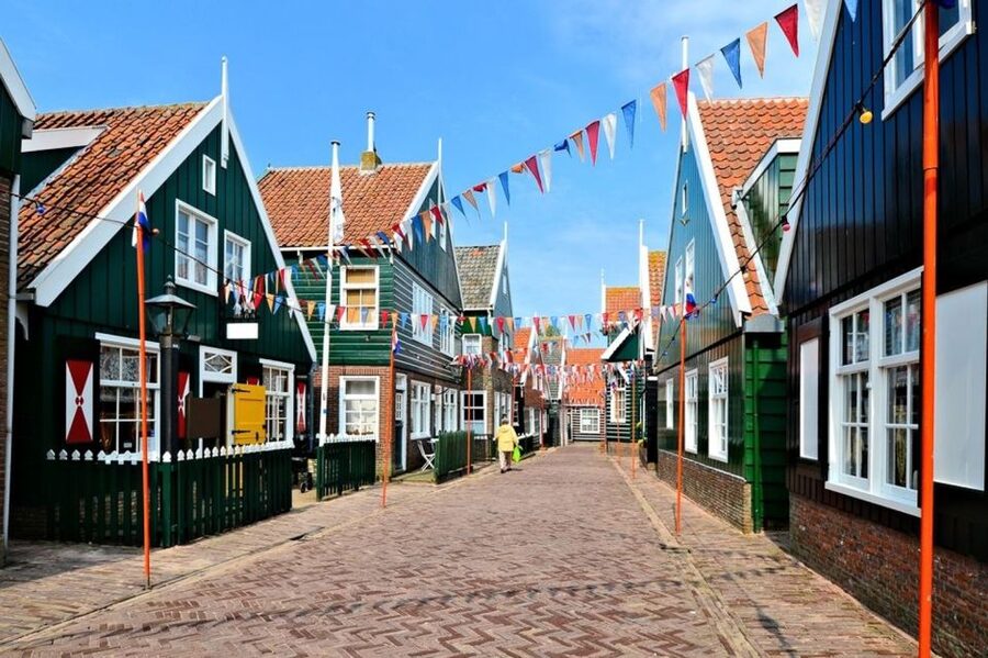 Amsterdam: Windmills, Edam, Volendam and Marken Private Tour - A Private North Holland Day Built for Easy Comparisons