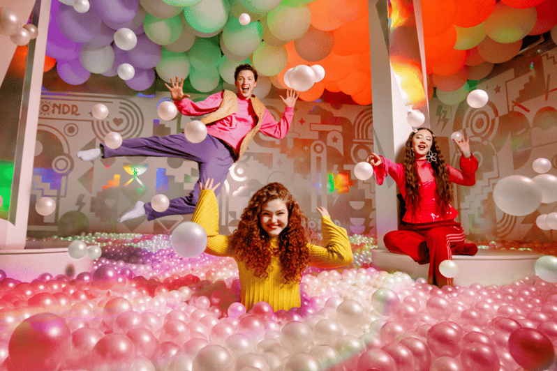Amsterdam: WONDR Immersive Playground Experience Ticket - Rules and Packing Tips: Lockers, What You Cannot Bring