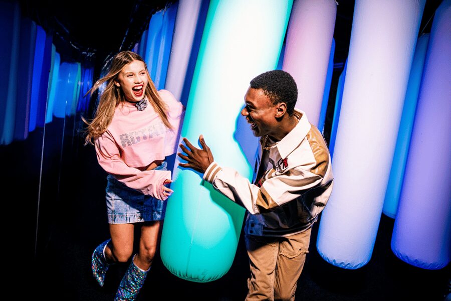 Amsterdam: WONDR Immersive Playground Experience Ticket - Karaoke Booths, Claw Machines, and Bouncy Castle Variety
