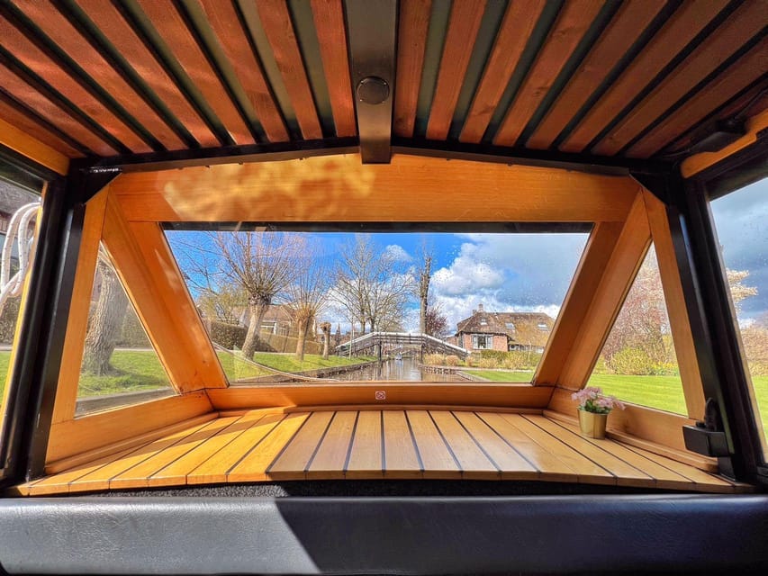 Amsterdam: Zaanse Schans and Giethoorn Day Trip with Cruise - Zaanse Schans and Giethoorn: the day trip formula that actually works