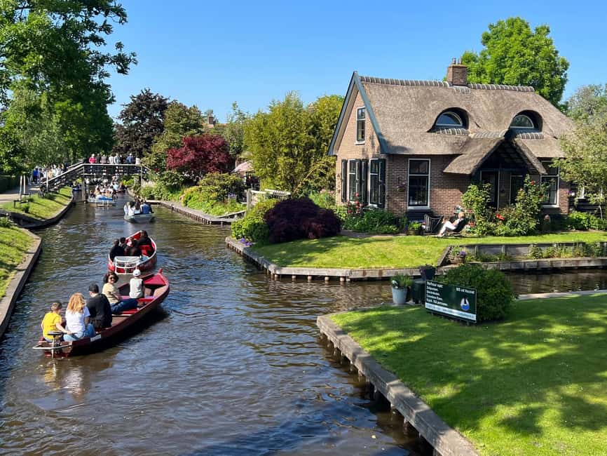 Amsterdam: Zaanse Schans and Giethoorn Guided Combo Tour - Giethoorn: The Venice-Style Village That Moves at Water Speed