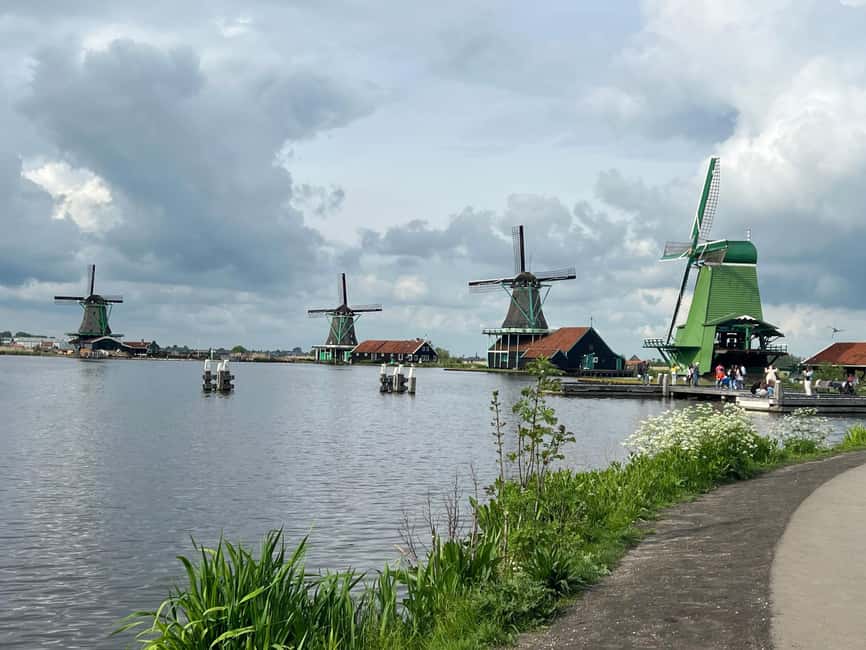 Amsterdam: Zaanse Schans and Giethoorn Guided Combo Tour - What the Guides Actually Add to the Experience