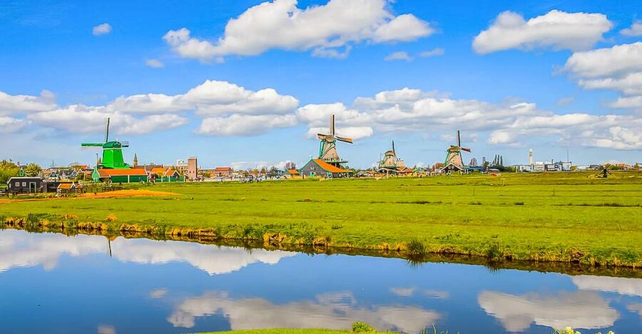 Amsterdam: Zaanse Schans, Edam, Volendam & Marken Bus Tour - The Value of a One-Day North Holland Circuit