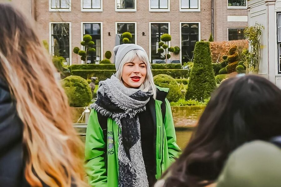 Amsterdam: Zaanse Schans, Edam, Volendam & Marken Bus Tour - Pacing and Walking Comfort on an 8-Hour Day