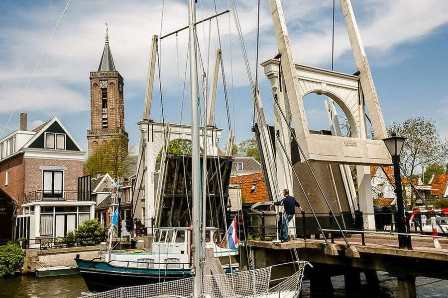 Amsterdam: Zaanse Schans, Edam, Volendam & Marken Bus Tour - Meeting at De Ruijterkade, Then Getting the Day Right