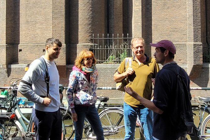 Anne Frank and Amsterdam Jewish History Walking Tour - Kattengat at Der Zilveren Spiegel: 16 People, One Secret Space