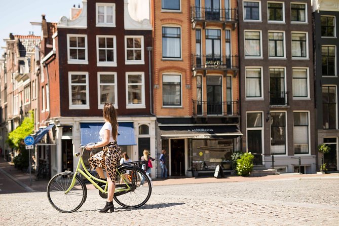 Anne Frank Private Bike Tour in Amsterdam - A bike tour built around Amsterdam’s calmest storytelling route