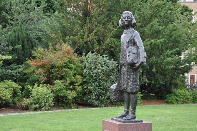 Anne Frank Private Bike Tour in Amsterdam - Price and value for a 2-hour private ride