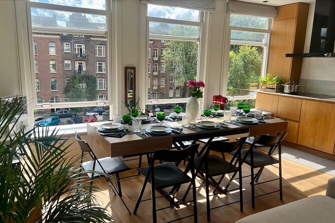 Authentic Italian Dinner in Cozy Canal Home in Amsterdam - Jordaan canal views and a true 6:00pm dinner start