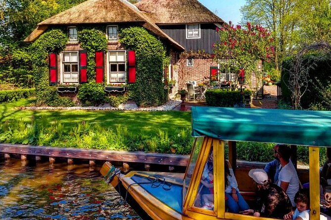 Best of Dutch Countryside: Giethoorn, Windmills, Secret Villages - Catharina Hoeve Cheese Farm: Demo, Then Taste 25+ Cheeses