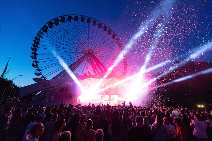 Biddinghuizen: Walibi Holland Entry Ticket - Walibi Holland in Biddinghuizen: where your day turns into a ride loop