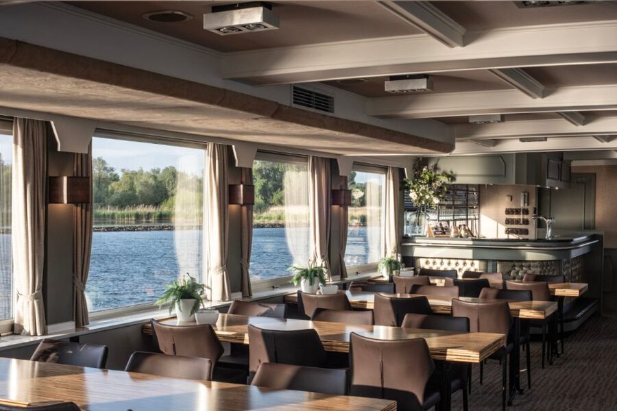 Biesbosch: Boat Cruise through National Park - Entering the Biesbosch: what this cruise feels like in real time