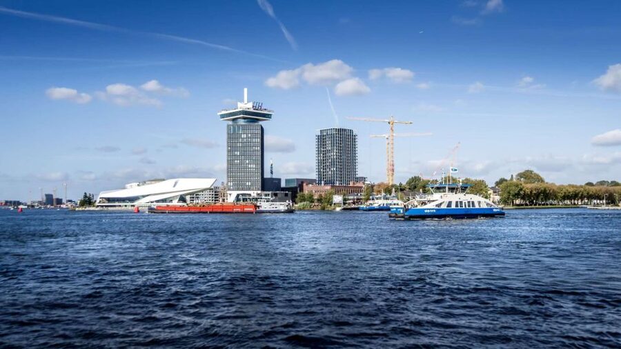 Bike Tour of Amsterdam Old Town, Top Attractions and Nature - Why cycling Amsterdam Old Town feels like the city’s natural pace