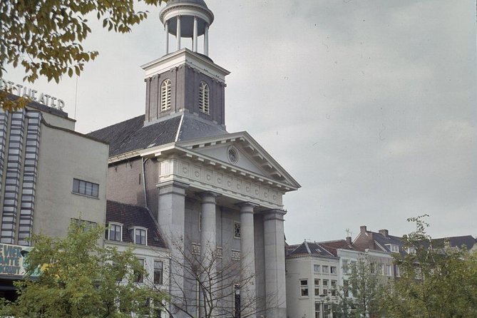 Castles, Canals and Good Folk: A Self-Guided Audio Tour of Utrecht - Getting started at Hoog Catharijne P5, then easing toward Janskerk