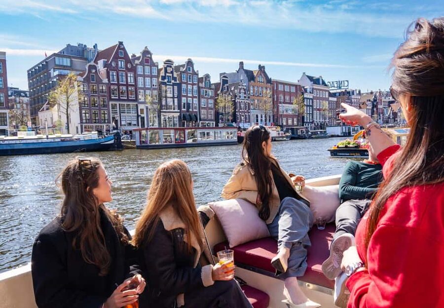 CHEESE AND DRINKS TOUR: A TASTE OF AMSTERDAM ON THE CANALS - Key Highlights You Should Know Before You Go