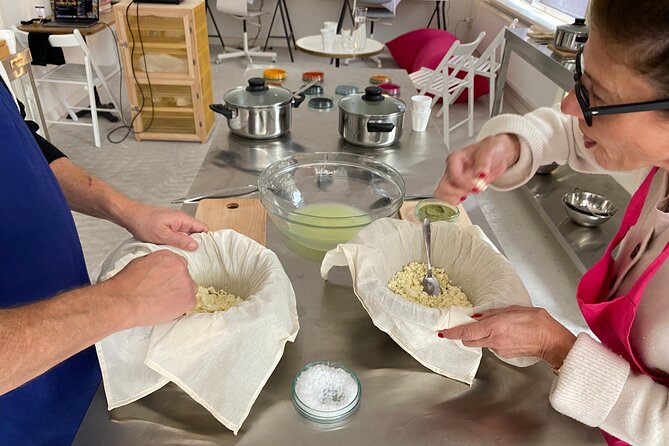 Cheese making workshop next to De Hallen, heart of Amsterdam - What you’ll make: rennet fresh cheese and acid fresh cheese
