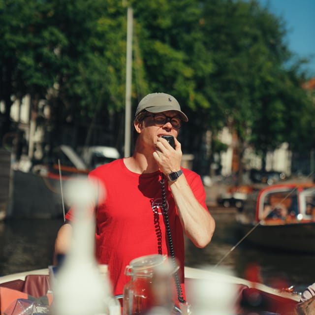 COZY AND FUN CANAL TOUR: A UNIQUE JOURNEY THROUGH AMSTERDAM - Museums and monumental buildings: NEMO, Het Scheepvaartmuseum, Stopera