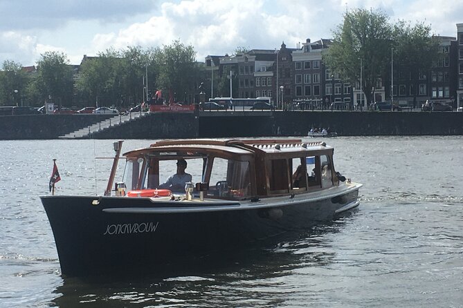 Cruise Amsterdam like a Local — Small Group 12 pax - Key things I think you’ll notice right away