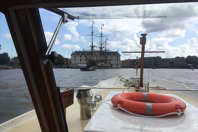 Cruise Amsterdam like a Local — Small Group 12 pax - What you’ll see during the 90-minute Amsterdam canal ring cruise