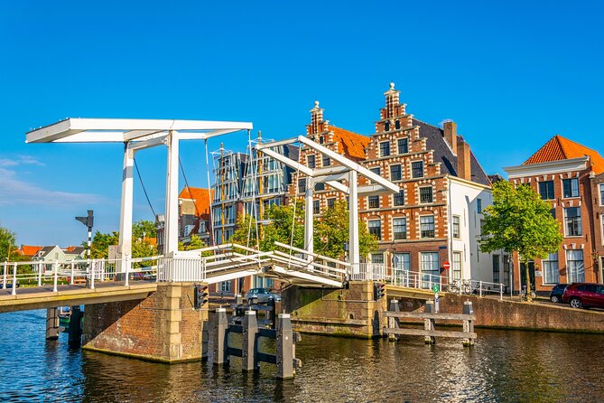 Cultural and Historical Audio guided walking tour Tour of Haarlem - Haarlem at audio-only pace, with your eyes doing the sightseeing