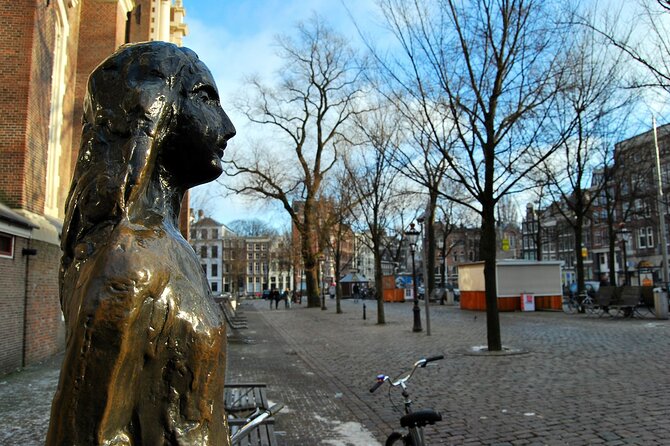 Cursed Houses of Jordaan: Self-Guided Mystery Walk in Amsterdam - How the Questo app shapes your whole experience