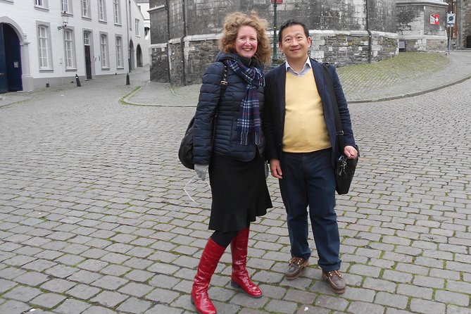 Customized Day Tour in the Netherlands with Art Historian - Rijksmuseum: how the guide turns chaos into priorities