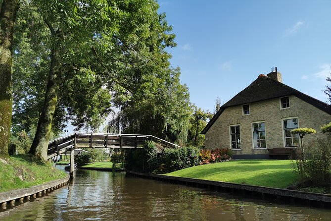 Day Tour Giethoorn, Afsluitdijk and Zaanse Schans with Boat Cruise - Who This Tour Suits Best, and Who Might Want a Different Pace