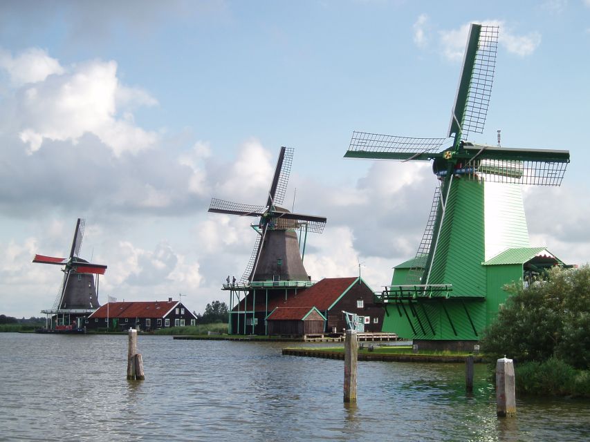 Day Trip to Zaanse Schans, Volendam and Marken - Cheese-making and stroopwafels, optional but worth considering