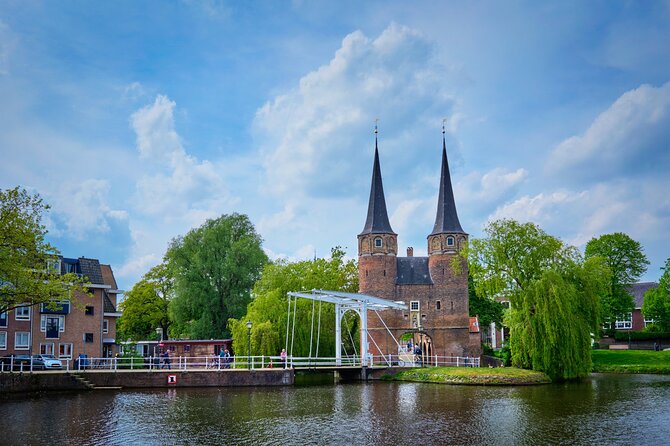 Delft: City Walk with Audio Guide in 7 Languages on your Phone - Oostpoort: the last city gate and a photo moment that feels like Delft