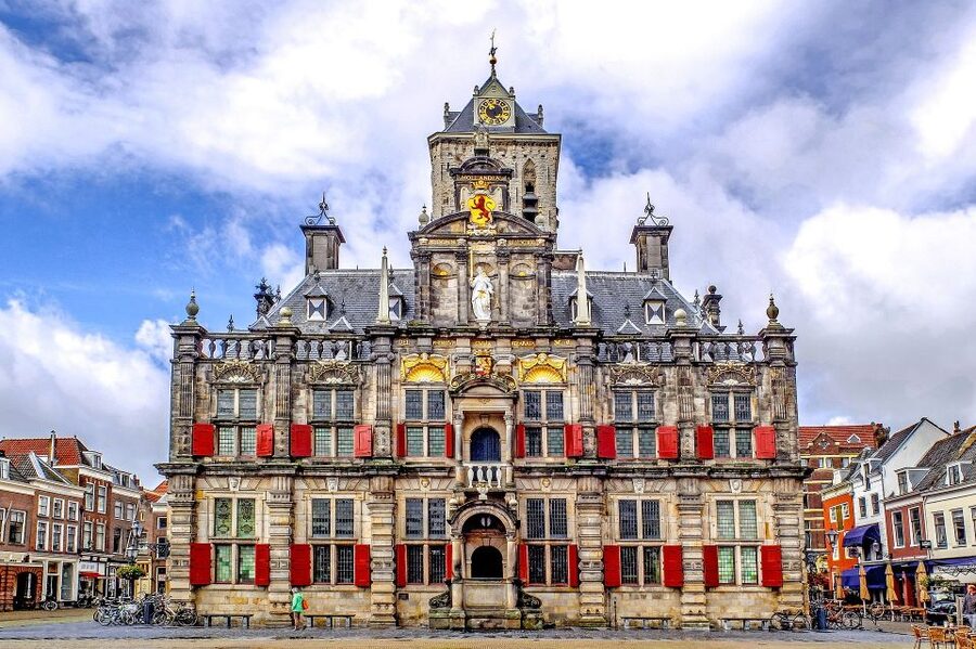 Delft: Guided Walking Tour - Agnetapark: A Short Break That Makes the Whole Tour Feel Better