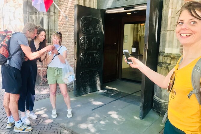 Discover the best spots in Dordrecht with Outside Escape - Stop 4: Statenplein, restaurants nearby, and William of Oranje-Nassau