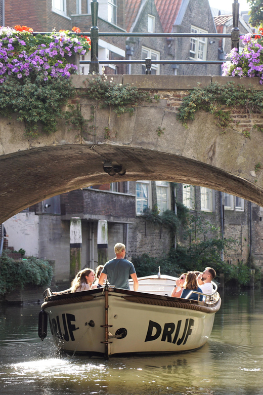 Dordrecht: City Canal Cruise - When This Cruise Is the Best Choice for You