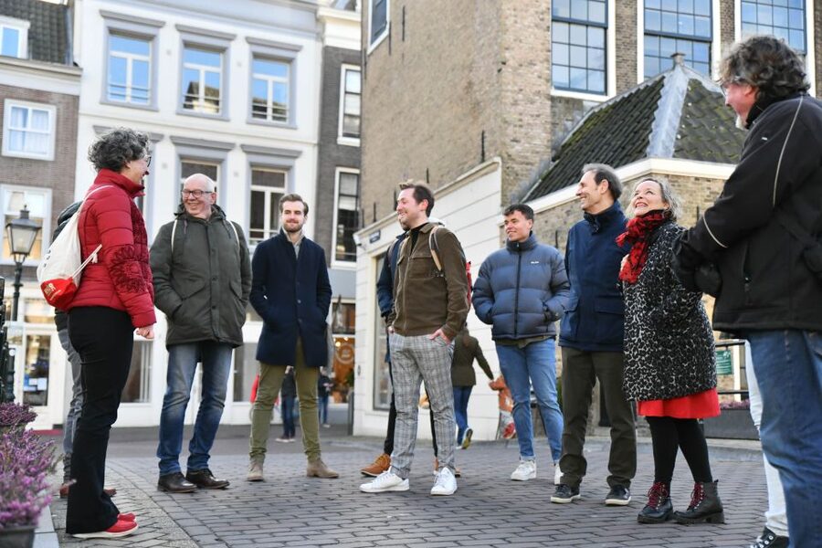 Dordrecht: Highlights and Hidden Gems Walking Tour - Meet at Hallo/Ontdek Dordrecht and Start on Voorstraat 276