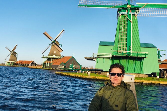 Dreamy Dutch Villages Tour: Giethoorn, Zaanse Schans & More - Catharina Hoeve cheese farm: taste first, shop after