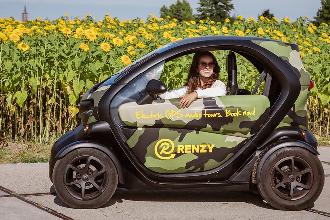 Drive it yourself electric Dune & Summer Flower GPS audio tour - A 3-hour Twizy GPS drive in South Holland (Lisse area)