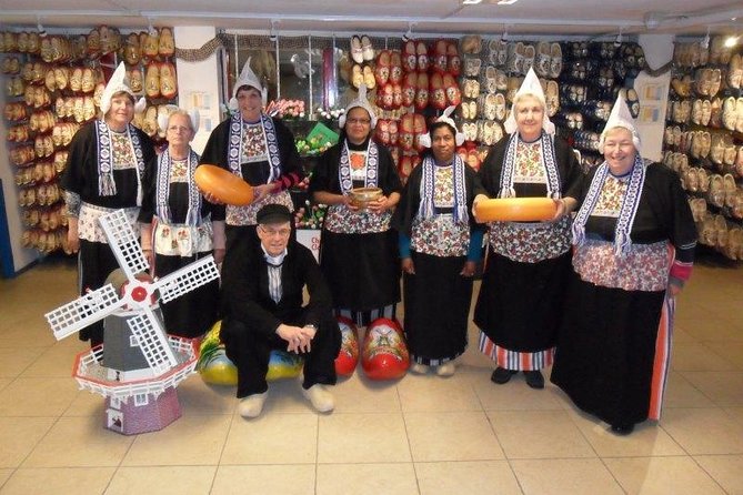 Dutch Experience in Volendam with Traditional Outfits - Price and Value: Why $11.42 Can Feel Like a Steal
