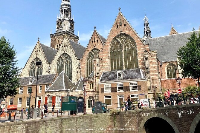 Dutch Golden Age: Private Tour of Amsterdam & Rembrandt's House - Passing Museum Van Loon on Keizersgracht: a canal-side moment without the ticket line