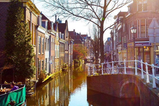 e-Scavenger hunt Delft: Explore the city at your own pace - Price and group size, what you actually get