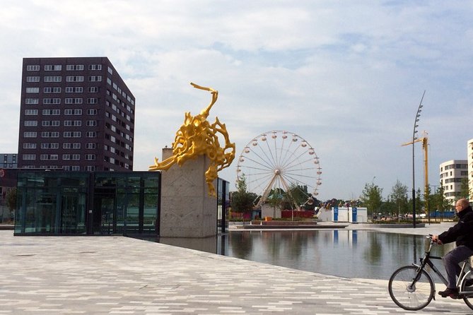 e-Scavenger hunt Emmen: Explore the city at your own pace - How the app trail works: log in, follow GPS, answer, search