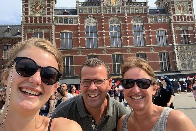 e-Scavenger hunt Enschede: Explore the city at your own pace - Starting up: Roomweg 79, the Qula app, and the time window