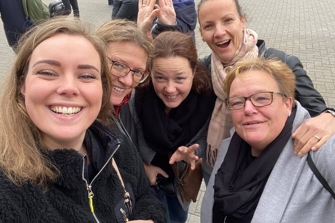 e-Scavenger hunt Groningen: Explore the city at your own pace - How the app runs the hunt, and what you need on your phone
