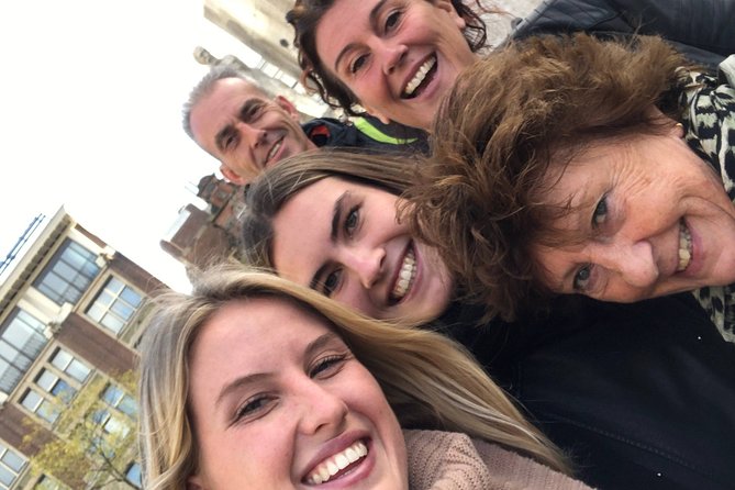 e-Scavenger hunt Haarlem: Explore the city at your own pace - Stadhuis, hofjes, and the ending stretch toward De Vishal