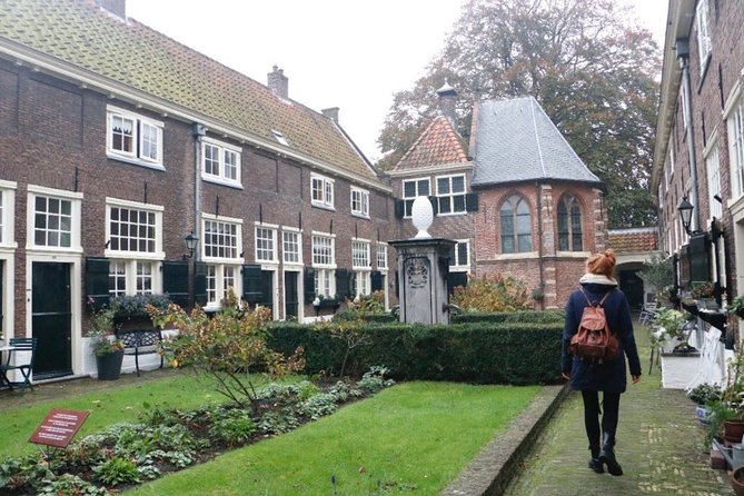 e-Scavenger hunt Leiden: Explore the city at your own pace - Where the Route Begins: Morsstraat 66 to Pieterskerk Leiden