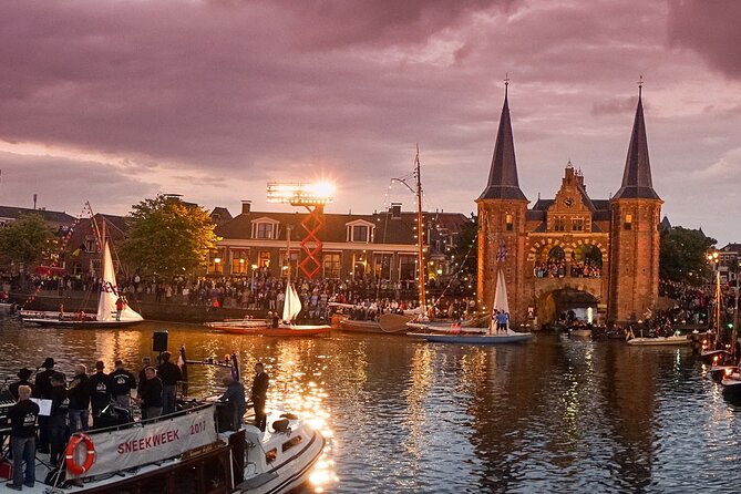 e-Scavenger hunt Sneek: Explore the city at your own pace - Stop 1 to stop 3: Fries Scheepvaart Museum, the Waterpoort, and an 1484 tradition
