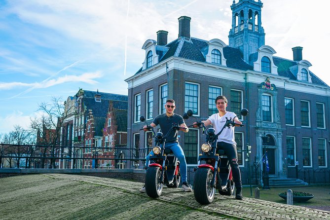 E-scooter rental Volendam - Countryside of Amsterdam - Price, inclusions, and where the extra costs come from