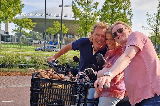 Eindhoven: Guided bicycle tour of the Highlights of Eindhoven - Getting Your Bearings on a 2-Hour Eindhoven Bike Route