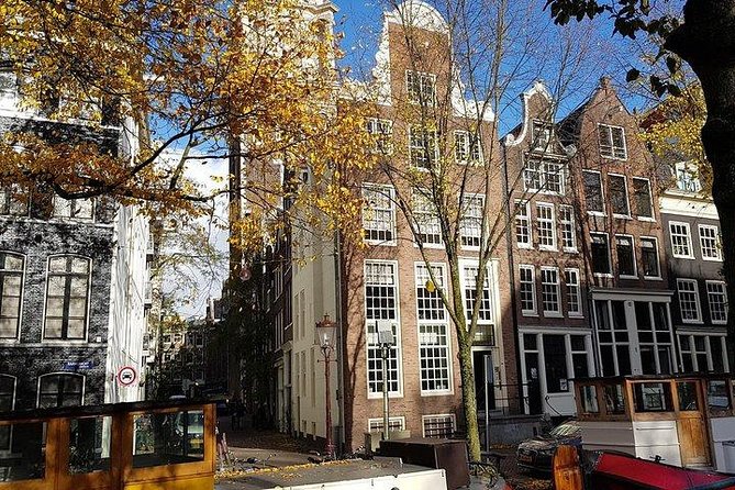 Elisabeth's Tailor made tours and services in Amsterdam and the Netherlands. - Leidseplein: tasting rooms, vintage finds, and cafe energy