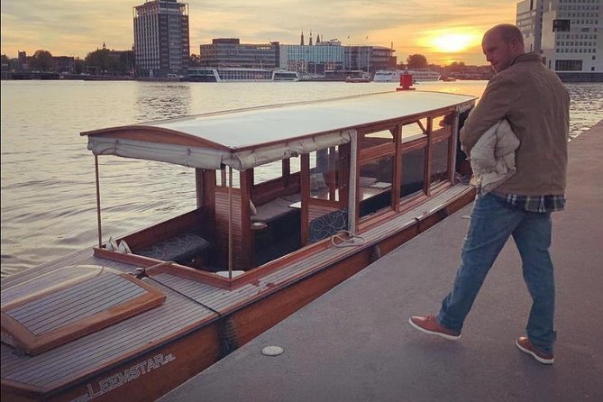 Exclusive Cruise! 90 min - 12 guests max - Book Leemstar! - Key things that make this canal cruise work